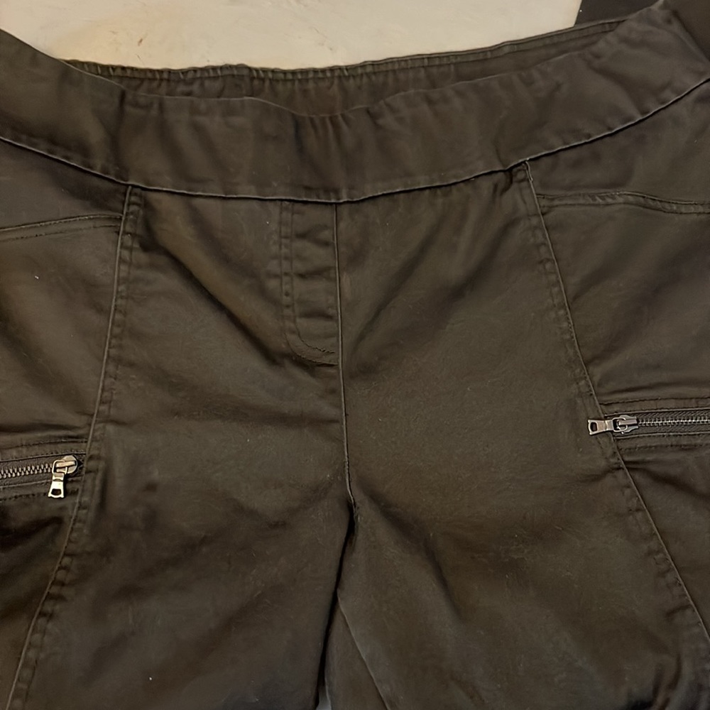 Westbound Army Green Pant casual or dressy Zippers on thighs . Sz 16 - Picture 6 of 6